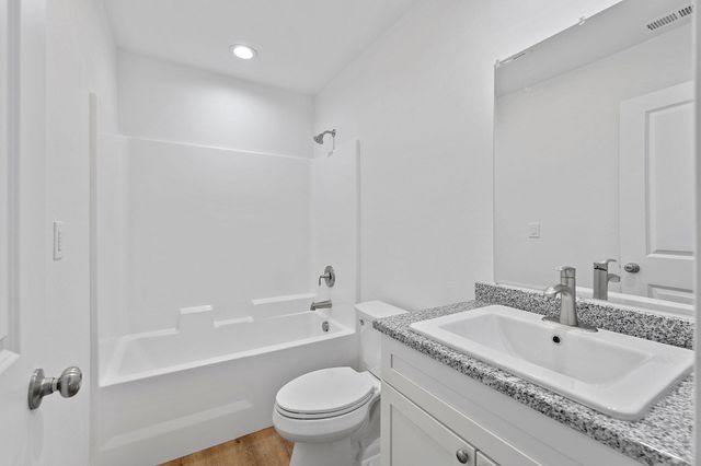 147 Jefferson Avenue, Metolius, OR 97741