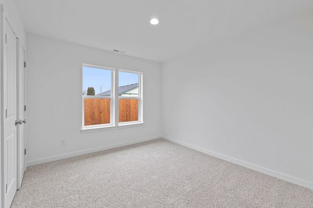 147 Jefferson Avenue, Metolius, OR 97741