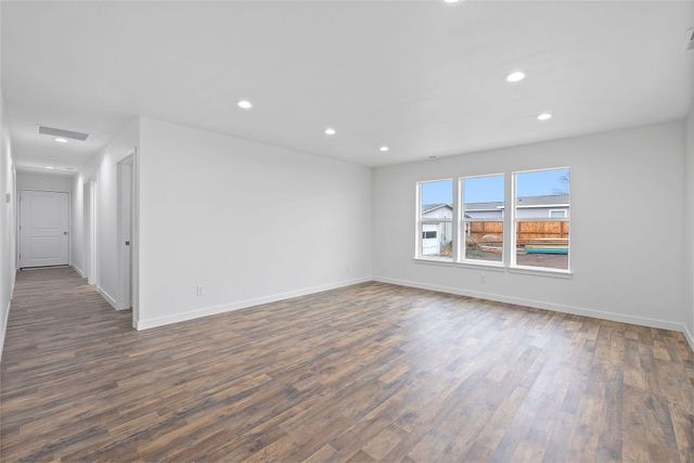 147 Jefferson Avenue, Metolius, OR 97741