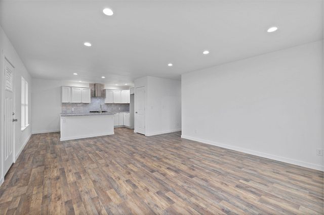 147 Jefferson Avenue, Metolius, OR 97741