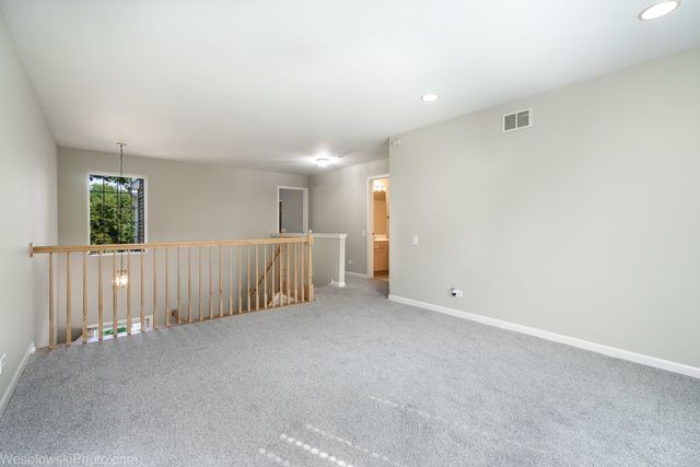 434 Locksley Drive, Streamwood, IL 60107