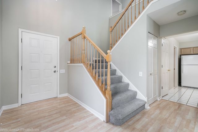 434 Locksley Drive, Streamwood, IL 60107