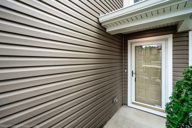 434 Locksley Drive, Streamwood, IL 60107