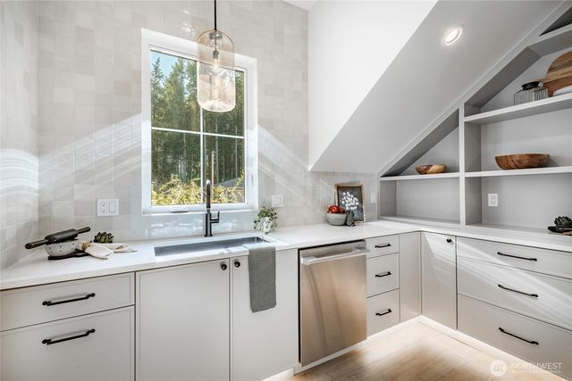 5464 Wood Duck Loop, Blaine, WA 98230
