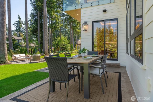 5464 Wood Duck Loop, Blaine, WA 98230