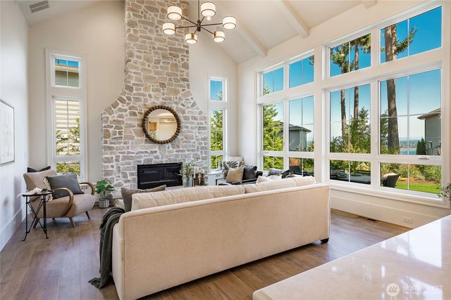 5464 Wood Duck Loop, Blaine, WA 98230