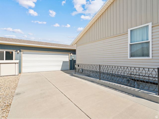 5524 S FAIRHAVEN CIR, Murray, UT 84123