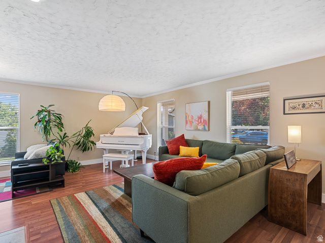 5524 S FAIRHAVEN CIR, Murray, UT 84123