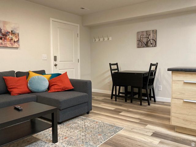5524 S FAIRHAVEN CIR, Murray, UT 84123