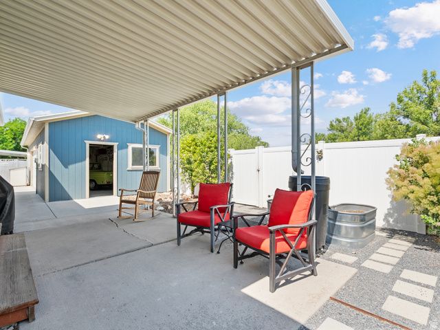 5524 S FAIRHAVEN CIR, Murray, UT 84123