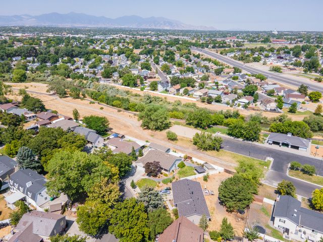 5524 S FAIRHAVEN CIR, Murray, UT 84123