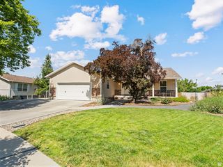 5524 S FAIRHAVEN CIR, Murray, UT 84123