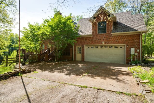 735 Keytown Rd, Portland, TN 37148