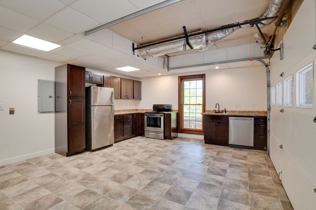 735 Keytown Rd, Portland, TN 37148