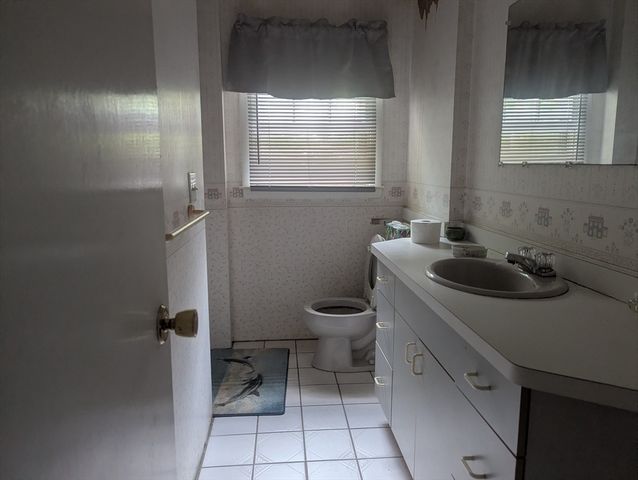 166 West St, Attleboro, MA 02703
