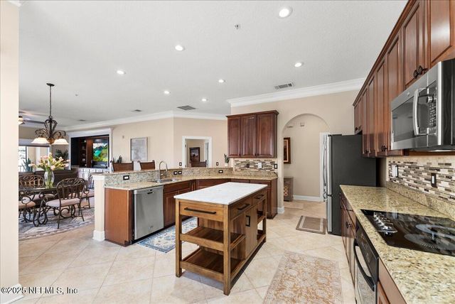 13846 ATLANTIC Boulevard 207, Jacksonville, FL 32225