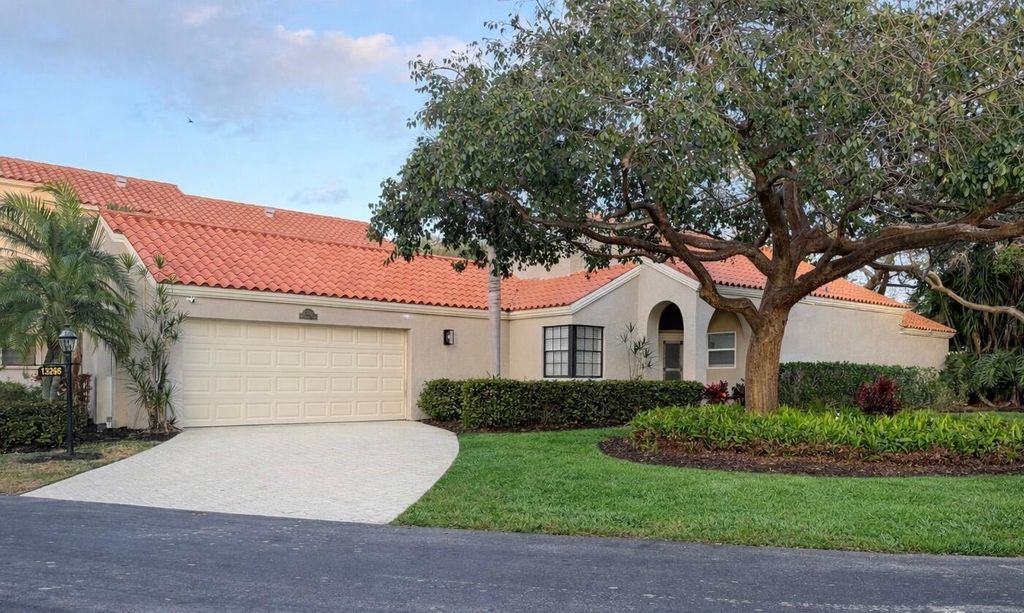 13266 Saint Tropez Circle, Palm Beach Gardens, FL 33410