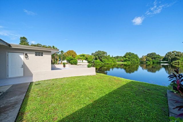 1163 60TH AVENUE S, St Petersburg, FL 33705