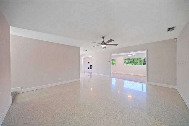 1163 60TH AVENUE S, St Petersburg, FL 33705
