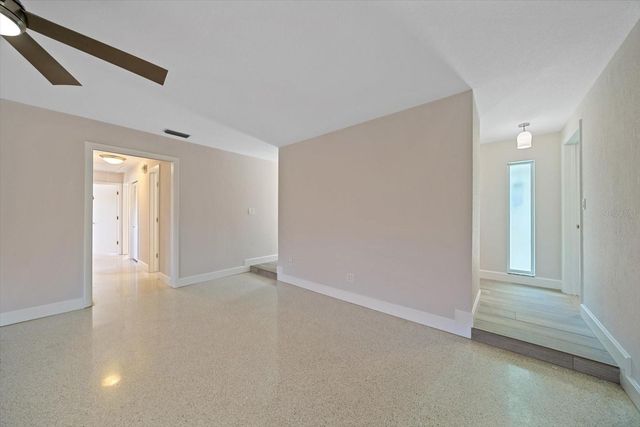 1163 60TH AVENUE S, St Petersburg, FL 33705
