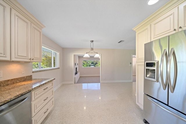 1163 60TH AVENUE S, St Petersburg, FL 33705