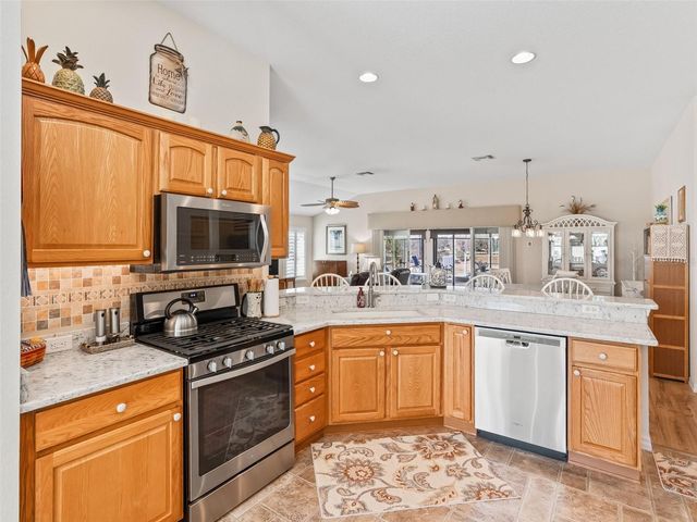 16817 SE 84TH COLERAIN CIRCLE, The Villages, FL 32162