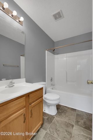286 Tecumseh Dr, Shepherdsville, KY 40165