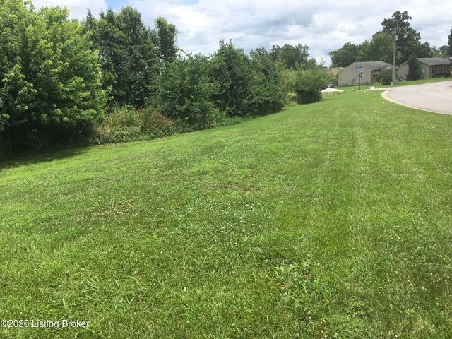 286 Tecumseh Dr, Shepherdsville, KY 40165