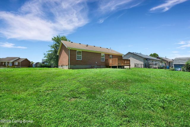 286 Tecumseh Dr, Shepherdsville, KY 40165