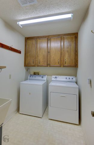 8821 CROMWELL Drive, Shreveport, LA 71129