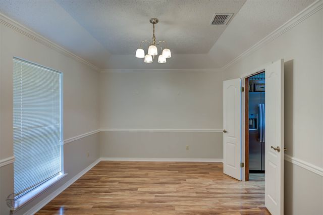 8821 CROMWELL Drive, Shreveport, LA 71129