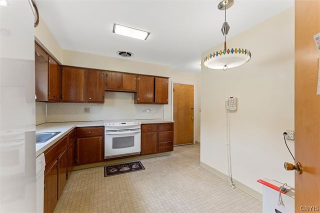 413 Mountainview Avenue, Syracuse, NY 13224