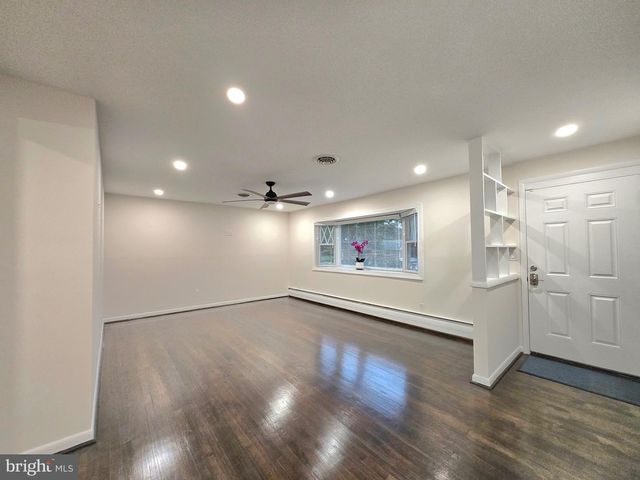 10725 E CRESTVIEW LN, Laurel, MD 20723