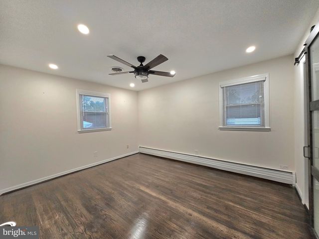 10725 E CRESTVIEW LN, Laurel, MD 20723