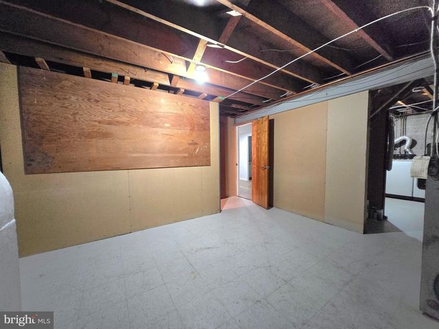 10725 E CRESTVIEW LN, Laurel, MD 20723