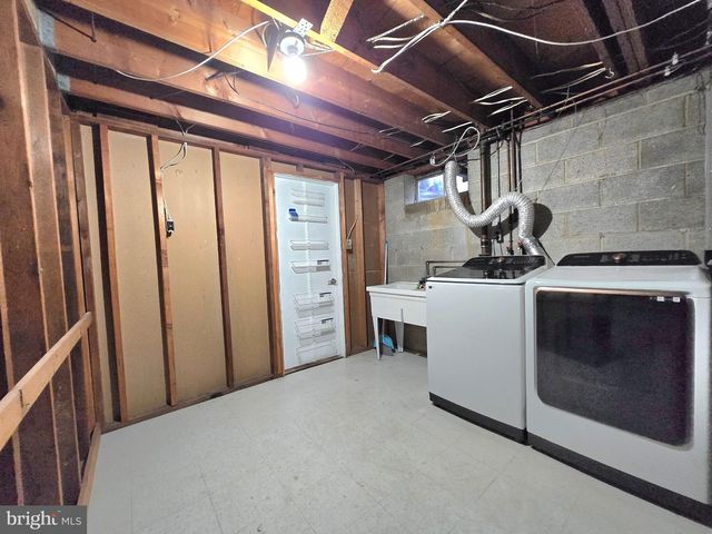 10725 E CRESTVIEW LN, Laurel, MD 20723