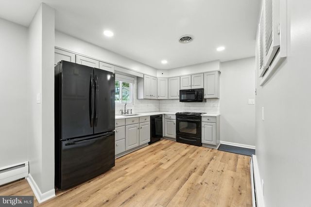 10725 E CRESTVIEW LN, Laurel, MD 20723