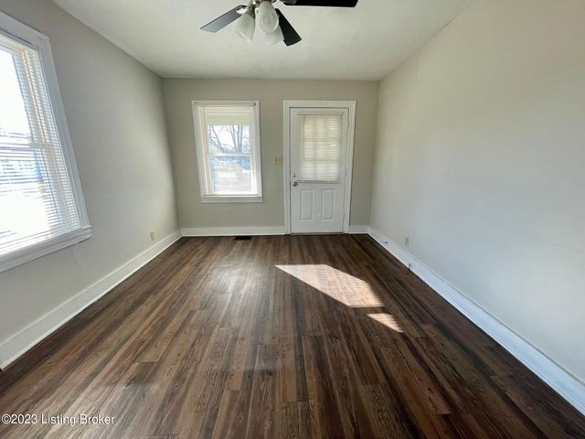 1401 Thornberry Ave, Louisville, KY 40215