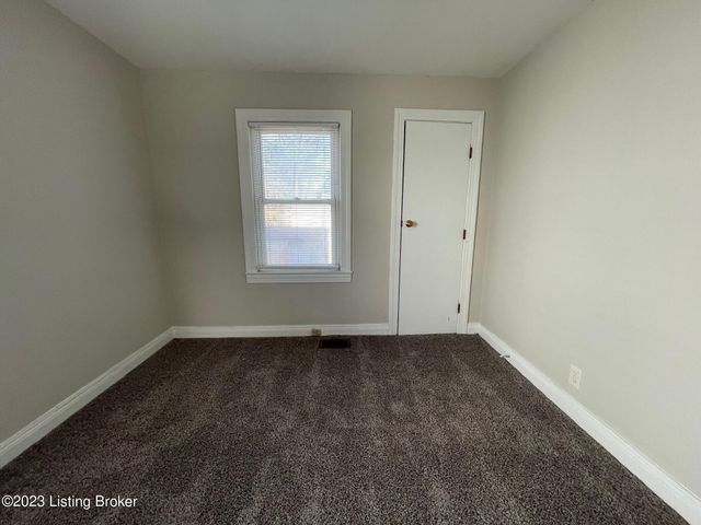 1401 Thornberry Ave, Louisville, KY 40215