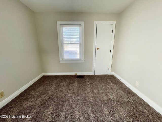 1401 Thornberry Ave, Louisville, KY 40215