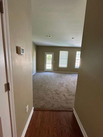 607 Hemingway Circle, Summerville, SC 29483