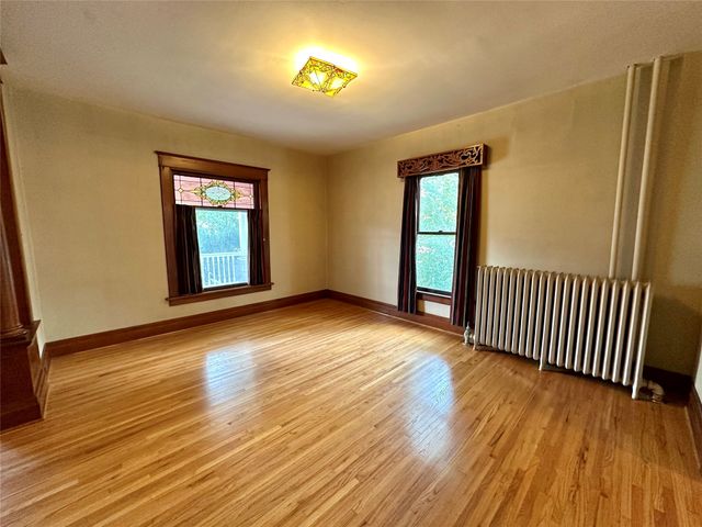 1517 Elm Street, Grinnell, IA 50112