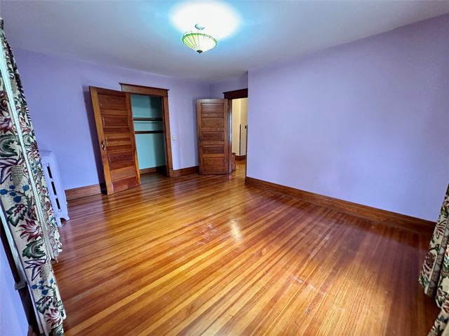 1517 Elm Street, Grinnell, IA 50112