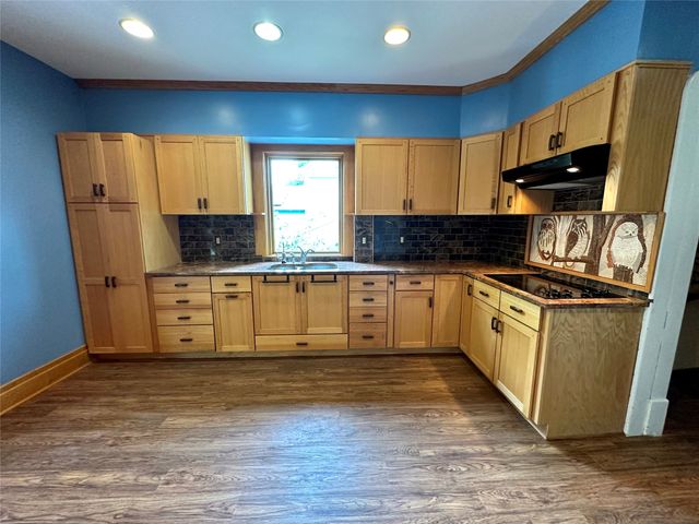 1517 Elm Street, Grinnell, IA 50112