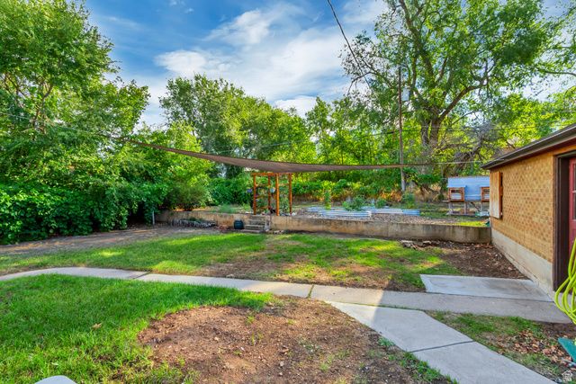 4060 S LIBERTY AVE, South Ogden, UT 84403