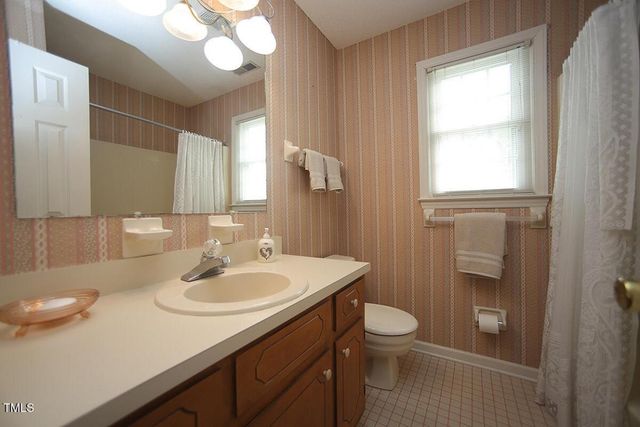 8510 Polaris Drive, Bahama, NC 27503