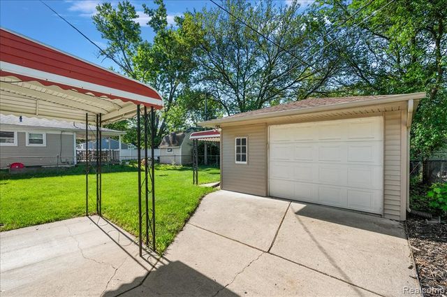 26061 Cameo Court, Madison Heights, MI 48071