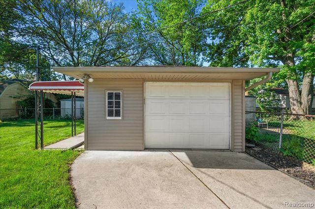 26061 Cameo Court, Madison Heights, MI 48071