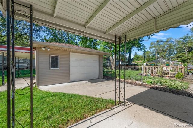 26061 Cameo Court, Madison Heights, MI 48071