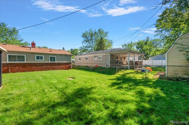 26061 Cameo Court, Madison Heights, MI 48071